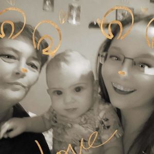 Meet your Posher, Debbie